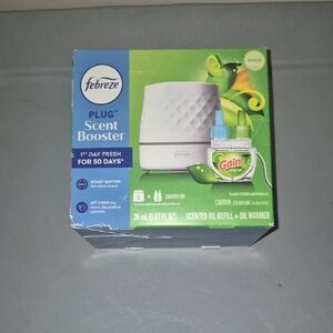 Febreze Plug Scent Booster with Gain - Blue and Green